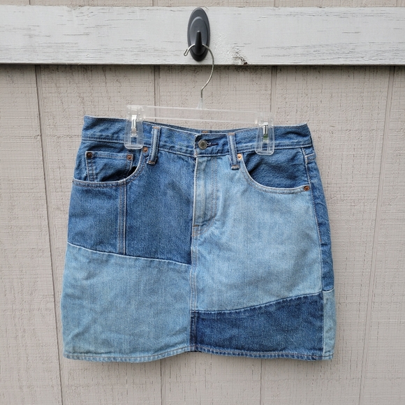 Levi's Anthro Anthropologie Patchwork Patch Blue Denim Jean Mini Skirt 29 - Picture 1 of 12
